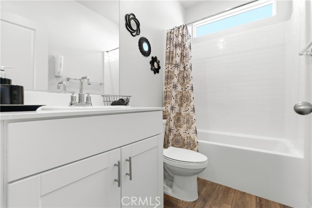 Image 31 of 50 For 15594 Raptor