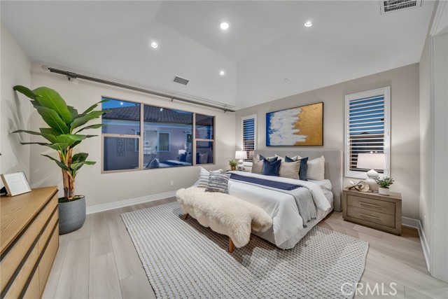 Detail Gallery Image 22 of 50 For 100 Albero, Irvine,  CA 92602 - 4 Beds | 3/1 Baths