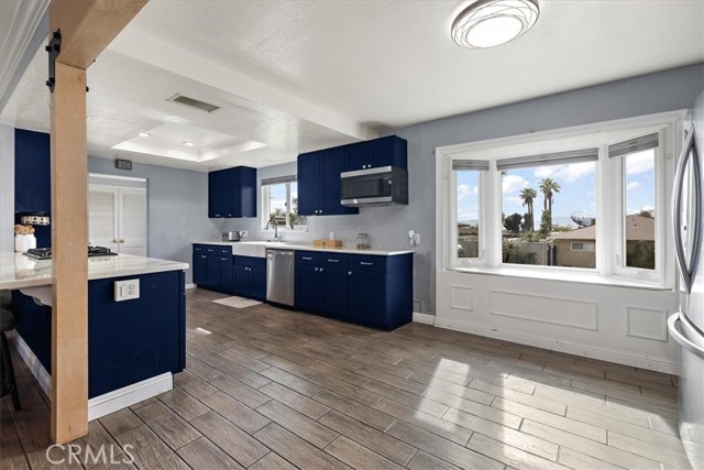 Detail Gallery Image 8 of 44 For 1304 Deauville Ct, San Bernardino,  CA 92404 - 4 Beds | 3 Baths