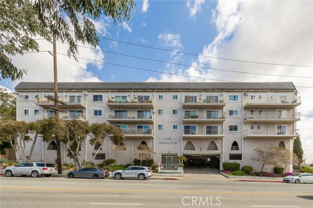 1108 Camino Real, Redondo Beach, California 90277, 2 Bedrooms Bedrooms, ,2 BathroomsBathrooms,Residential,Sold,Camino Real,SB24059033