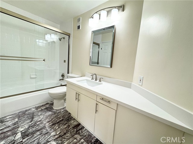 Detail Gallery Image 53 of 68 For 345 Pioneer Dr Ph5,  Glendale,  CA 91203 - 2 Beds | 2 Baths