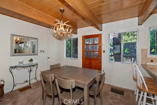 Detail Gallery Image 8 of 48 For 180 Joaquin Miller, Lake Arrowhead,  CA 92352 - 3 Beds | 2/1 Baths