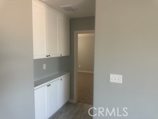 https://media.crmls.org/medias/ecdb6dbf-d2c0-4286-8d77-8267cbfe2413.jpg?preset=X-Large