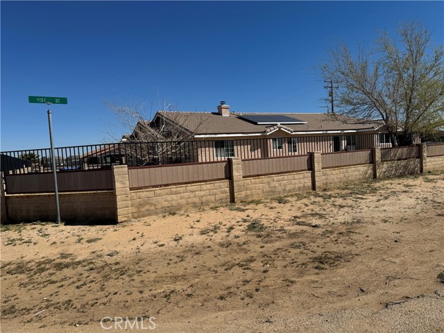 Detail Gallery Image 2 of 3 For 9116 Fuchsia, California City,  CA 93505 - 3 Beds | 2/1 Baths