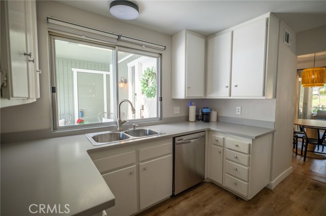 Detail Gallery Image 32 of 44 For 22215 Caminito Vino, Laguna Hills,  CA 92653 - 2 Beds | 1/1 Baths