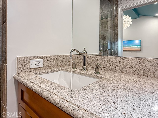 Detail Gallery Image 58 of 60 For 15452 Varden, Sherman Oaks,  CA 91403 - 4 Beds | 4 Baths