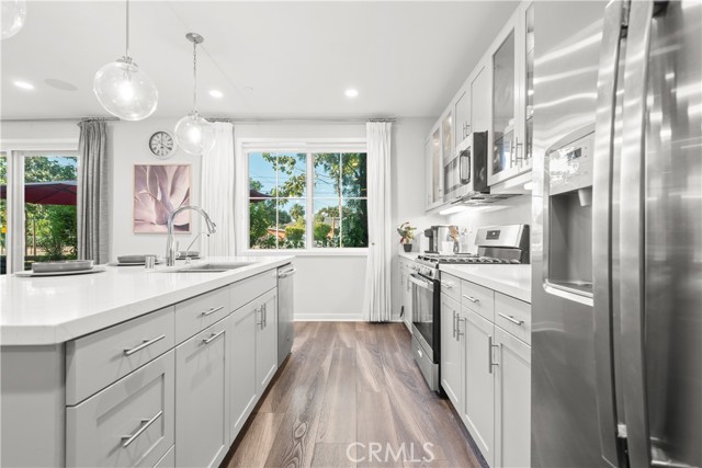 920 E Santa Ana Street, Anaheim CA: https://media.crmls.org/medias/ecde3034-7822-4edb-a8ec-a47e845313b2.jpg