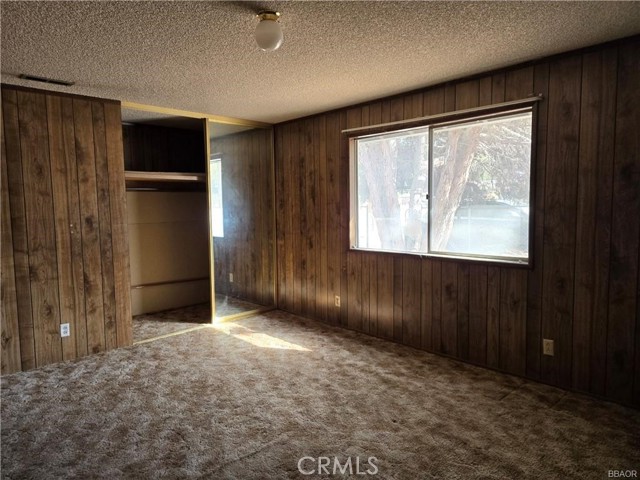Detail Gallery Image 6 of 13 For 949 G Ln, Big Bear City,  CA 92314 - 3 Beds | 2 Baths