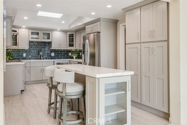 27105 Springcreek Road, Rancho Palos Verdes, California 90275, 4 Bedrooms Bedrooms, ,3 BathroomsBathrooms,Residential,Sold,Springcreek,PV21190601