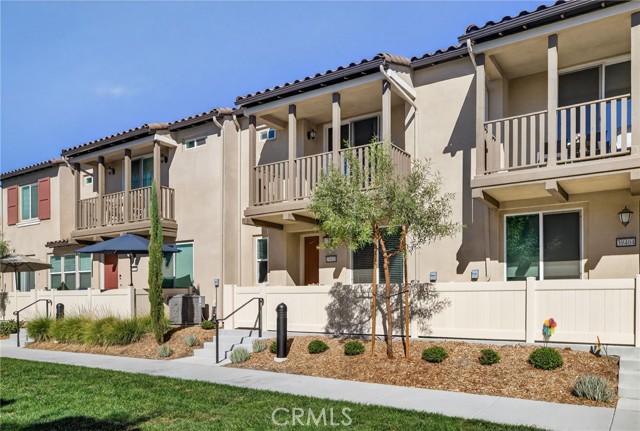 Detail Gallery Image 4 of 42 For 39400 Corvina Ln, Temecula,  CA 92591 - 2 Beds | 2/1 Baths