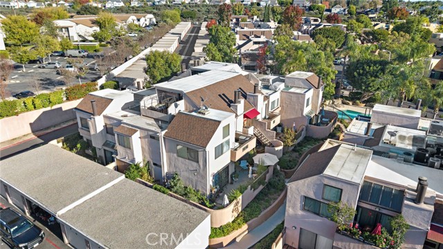 25761 Le Parc, Lake Forest CA: https://media.crmls.org/medias/ecdf5385-8beb-4b20-b6e9-64a304612ab1.jpg