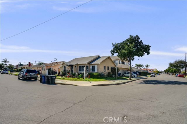 231 Blackshear Avenue, Los Angeles, California 90022, ,Multi-Family,For Sale,Blackshear,PF25041839