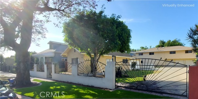 1003 W Myrtle Street, Santa Ana CA: https://media.crmls.org/medias/ecdfe4da-1962-45bf-930b-6784b6b570e2.jpg