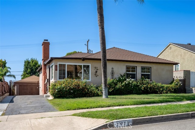 2903 N Lincoln