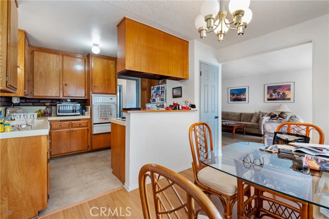1900 Vanderbilt Lane, Redondo Beach CA: https://media.crmls.org/medias/ece02b88-bed2-4c2a-9b46-9d4ca1cb705e.jpg