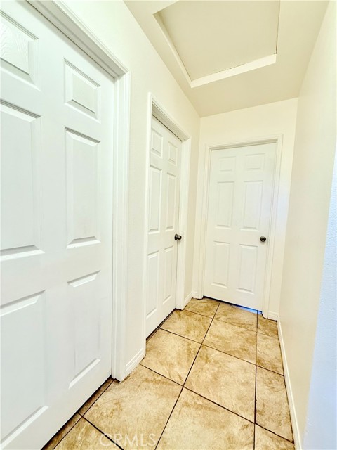 Detail Gallery Image 9 of 22 For 17232 Ceres, Fontana,  CA 92335 - 4 Beds | 2 Baths
