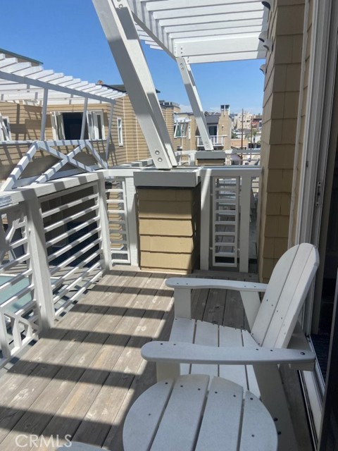 1300 The Strand, Hermosa Beach, California 90254, 1 Bedroom Bedrooms, ,1 BathroomBathrooms,Residential,Sold,The Strand,SB22165958