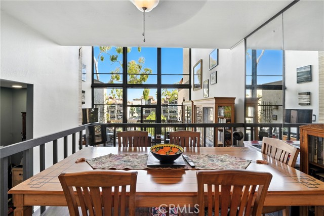 7322 Marina Pacifica N Drive, Long Beach CA: https://media.crmls.org/medias/ece12d91-61a0-41c3-929a-265a2891837e.jpg