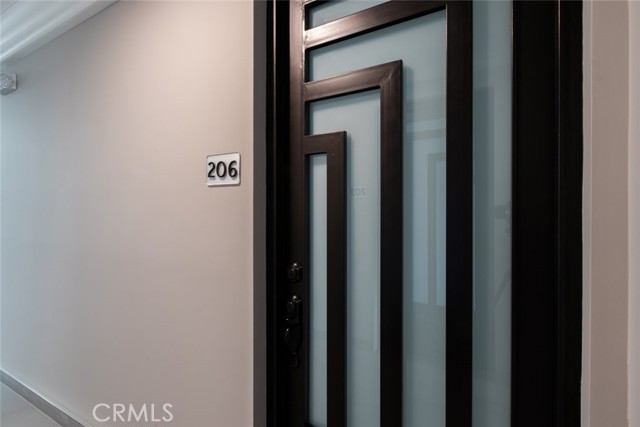 Detail Gallery Image 19 of 21 For 2225 Mira Vista Ave #206,  Montrose,  CA 91020 - 3 Beds | 2 Baths