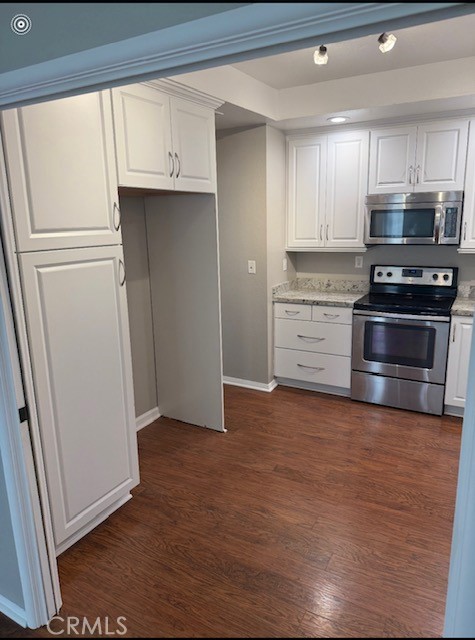 26044 Verde Grande Court, Menifee CA: https://media.crmls.org/medias/ece22eb6-24d5-4450-9f9a-d7a0d90f42d0.jpg