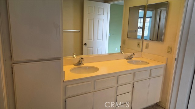 Detail Gallery Image 25 of 43 For 25568 Blackthorne Dr, Murrieta,  CA 92563 - 4 Beds | 3 Baths