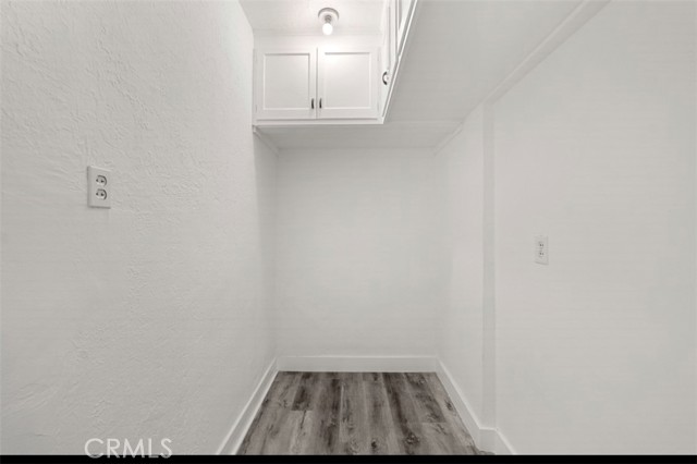 Detail Gallery Image 10 of 24 For 2121 James M Wood Bld #221,  Los Angeles,  CA 90006 - 0 Beds | 1 Baths