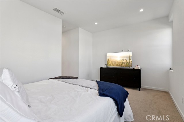 Detail Gallery Image 15 of 34 For 337 Placemark, Irvine,  CA 92614 - 2 Beds | 3/1 Baths