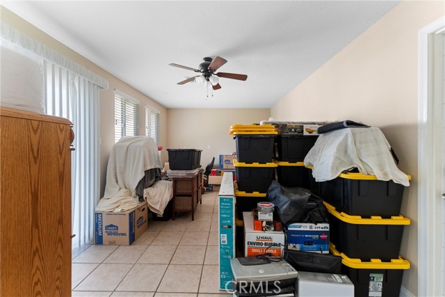 5622 W Avenue M4, Lancaster CA: https://media.crmls.org/medias/ece40c33-28f1-494a-b42a-46ab701c6be4.jpg