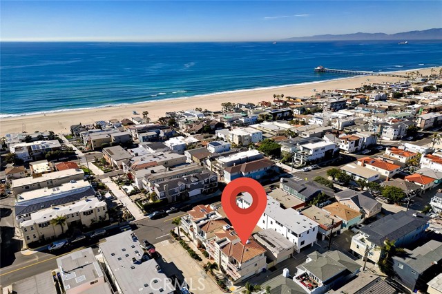 309 3rd Street, Manhattan Beach CA: https://media.crmls.org/medias/ece497cc-d806-4a8f-a5ad-41d9dcb824fe.jpg