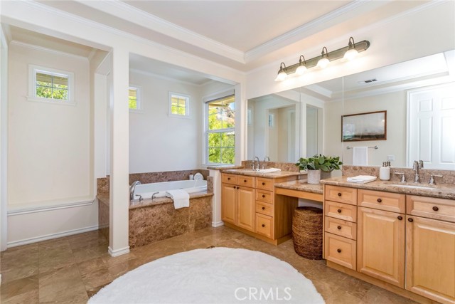 Detail Gallery Image 30 of 75 For 24921 Greensbrier Dr, Stevenson Ranch,  CA 91381 - 6 Beds | 4 Baths