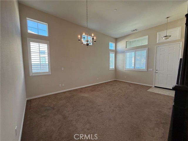 Detail Gallery Image 2 of 16 For 7435 Silver Saddle Ct., Corona,  CA 92880 - 4 Beds | 3/1 Baths