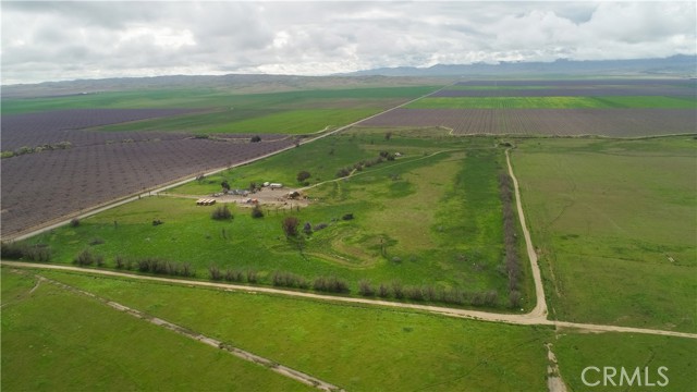 41605 Sutter Avenue, Coalinga CA: https://media.crmls.org/medias/ece812ea-201c-4b5d-96fd-4f5d0c8e5636.jpg