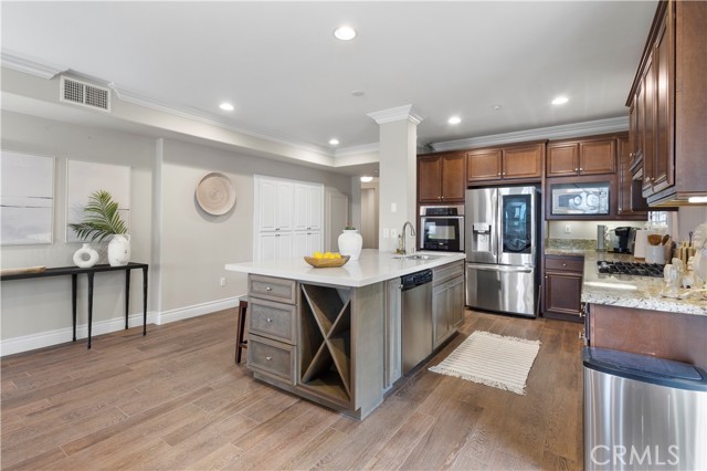 Detail Gallery Image 12 of 38 For 1421 Windshore Way, Oxnard,  CA 93035 - 3 Beds | 2 Baths