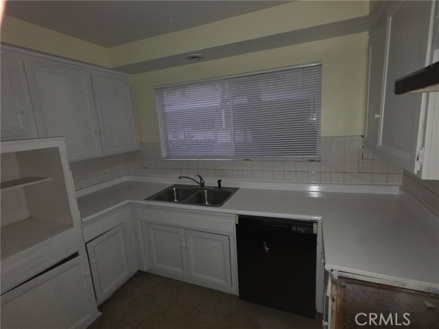 Detail Gallery Image 5 of 14 For 15312 S Normandie Ave #116,  Gardena,  CA 90247 - 3 Beds | 2 Baths