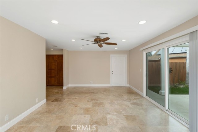 Detail Gallery Image 14 of 35 For 3124 Monroe, Costa Mesa,  CA 92626 - 4 Beds | 2 Baths