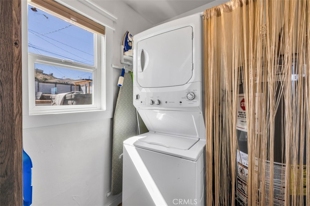 MLS #OC25214105 image #24