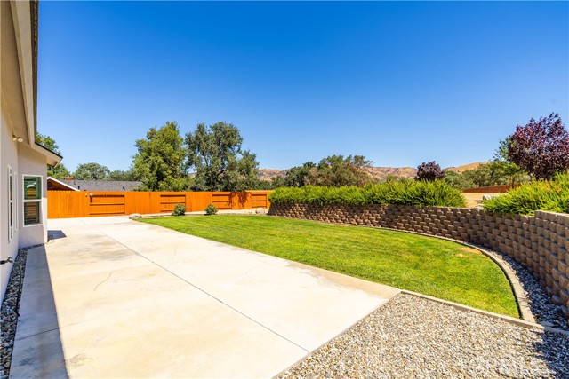 Detail Gallery Image 34 of 50 For 22600 Camp Dr, Tehachapi,  CA 93561 - 3 Beds | 2 Baths