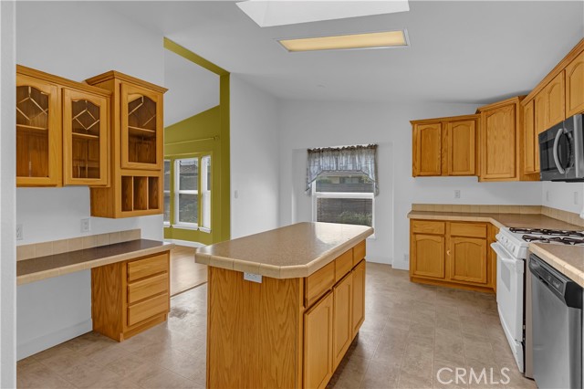 Detail Gallery Image 17 of 44 For 209 Road Runner Ln, Fountain Valley,  CA 92708 - 3 Beds | 2 Baths