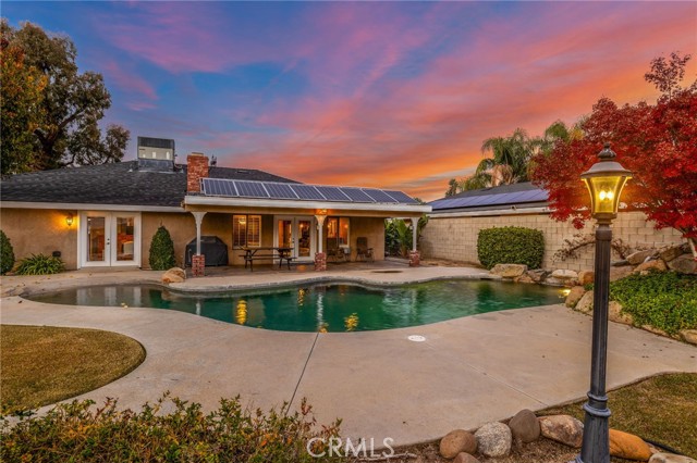 Detail Gallery Image 32 of 47 For 6001 Meadow Glen, Bakersfield,  CA 93306 - 3 Beds | 2 Baths