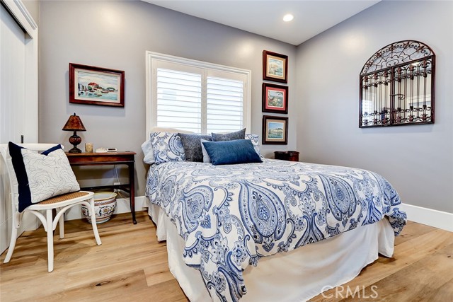 2304 Elm Avenue, Manhattan Beach, California 90266, 5 Bedrooms Bedrooms, ,4 BathroomsBathrooms,Residential,Sold,Elm,SB21197598