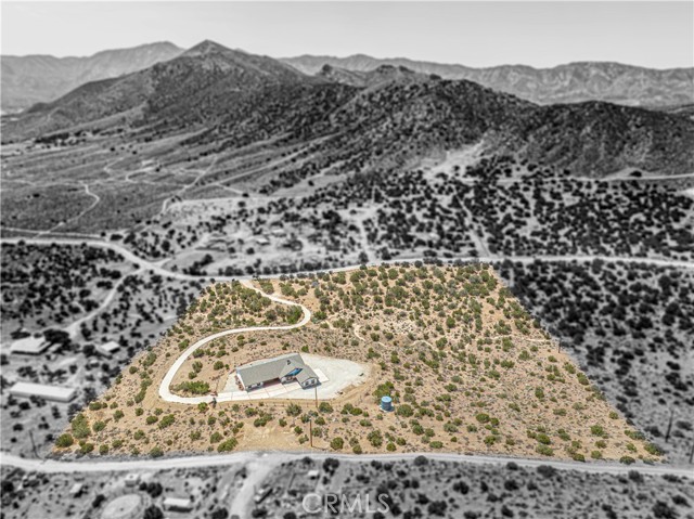 5329 Hubbard Road, Acton CA: https://media.crmls.org/medias/ecef8c97-68e3-4471-ac6d-3447c64e09e8.jpg