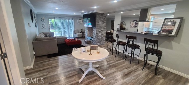 Detail Gallery Image 6 of 32 For 17011 via Los Caballeros, Riverside,  CA 92504 - 5 Beds | 2 Baths