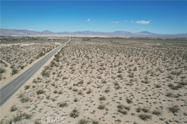 Detail Gallery Image 7 of 71 For 769 Meridian Rd, Lucerne Valley,  CA 92356 - – Beds | – Baths