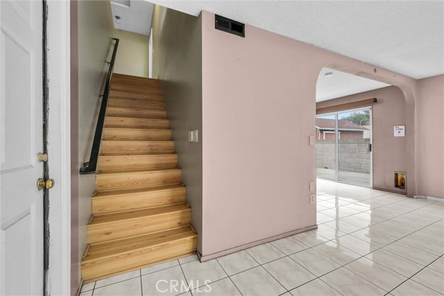 3855 Gilman Rd, El Monte CA: https://media.crmls.org/medias/eceffd60-cb4f-4f37-a161-d71c9e810012.jpg