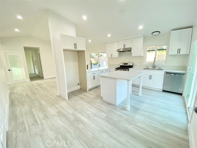 Detail Gallery Image 20 of 75 For 4095 Penrod Dr, Riverside,  CA 92505 - 3 Beds | 2 Baths