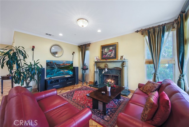 Detail Gallery Image 37 of 48 For 3828 Sky View Ln, La Crescenta,  CA 91214 - 5 Beds | 4 Baths