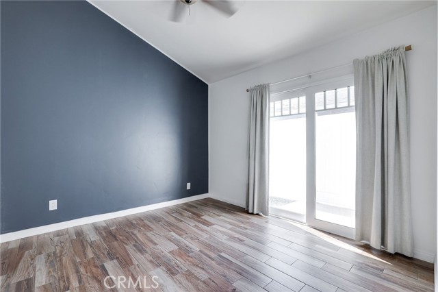 402 Indianapolis Avenue, Huntington Beach CA: https://media.crmls.org/medias/ecf2104b-99d4-4756-9b67-01f2eeed2690.jpg