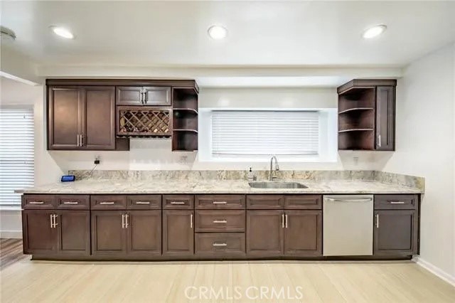 Detail Gallery Image 21 of 51 For 1818 W 81st, Los Angeles,  CA 90047 - 4 Beds | 2 Baths