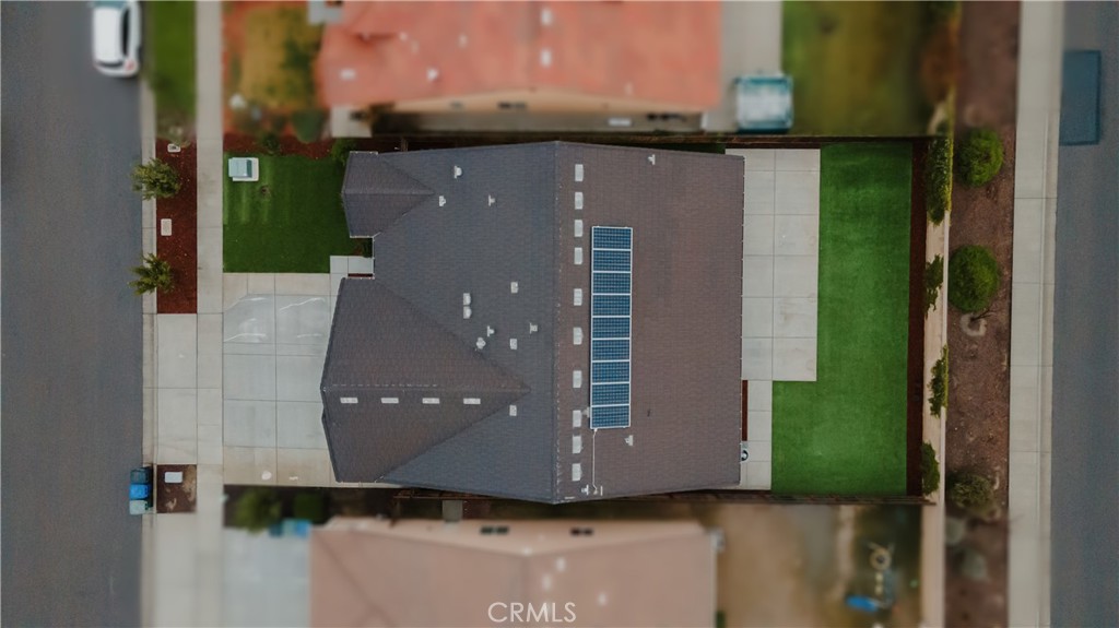 https://media.crmls.org/medias/ecf3a9d4-be72-4aaa-9c61-3a1e98073d31.jpg?preset=X-Large