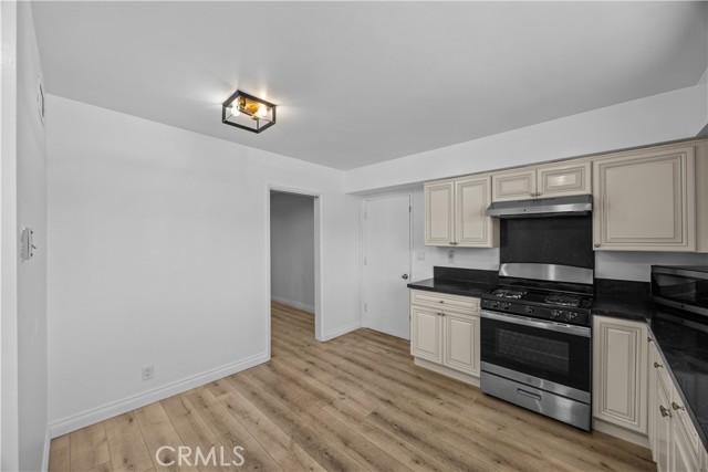 Detail Gallery Image 10 of 42 For 1021 S Lolita, West Covina,  CA 91791 - 4 Beds | 3 Baths